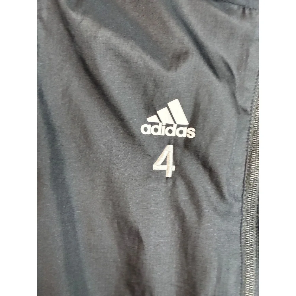 Adidas Youth Medium Black Hooded Puffer Jacket Full‎ Zip C. Hernandez 4 Soccer